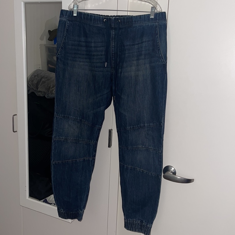 Express Men’s Joggers